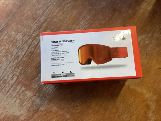 Atomic four jr Xs flash goggles