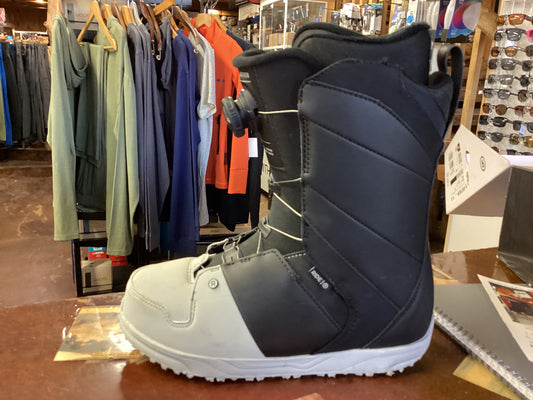 Used Snowboard boots