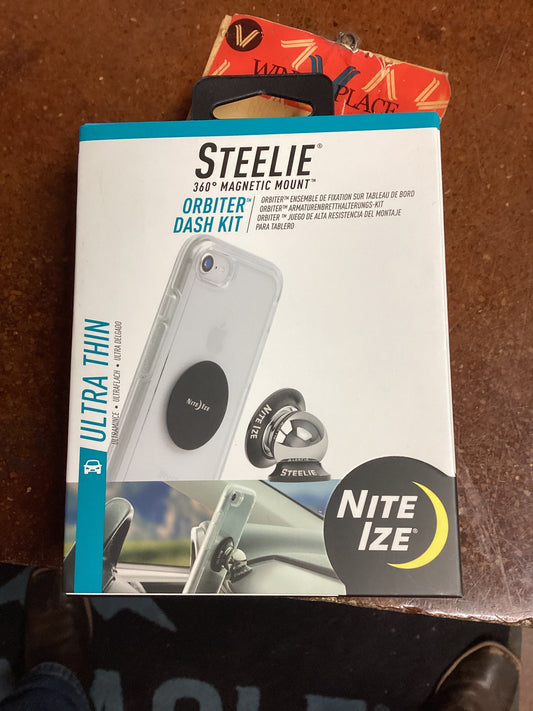 Nite ize steelie orbiter dash kit